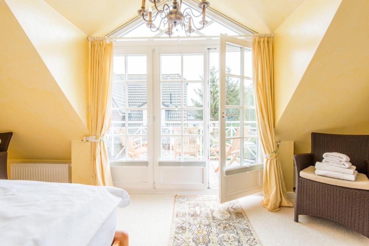 Wenningstedter Weg Haushaelfte B Villa Westerland Bagian luar foto